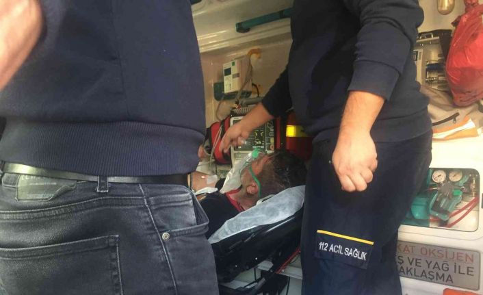 Konya’da 4 katlı binada çatı yangını