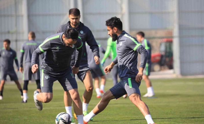 Konyaspor, Çaykur Rizespor’a hazırlanıyor