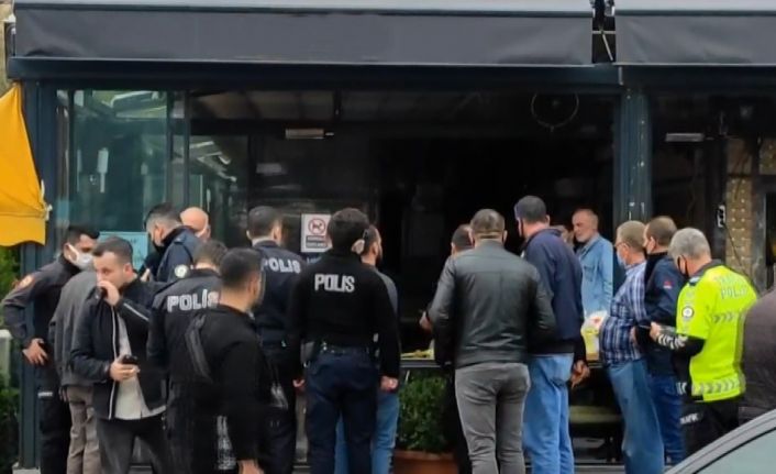 Kuşadası’nda müteahhit, muhasebecisini ayağından vurdu