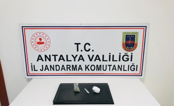 Manavgat’ta uyuşturucu şüphelisi yakalandı