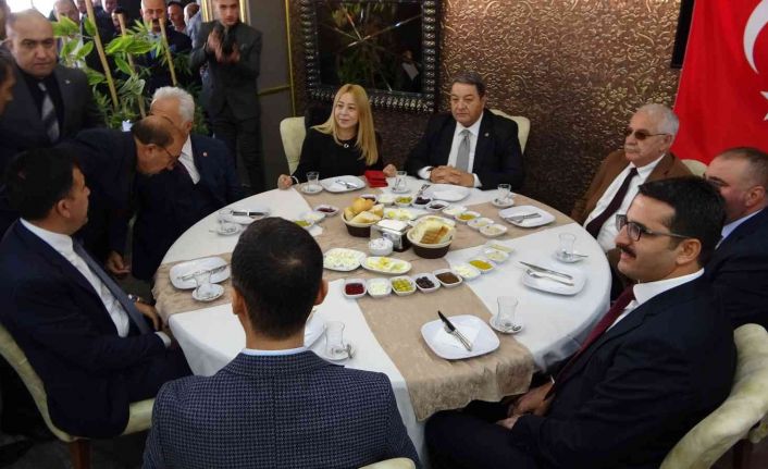 MHP milletvekilleri “Adım Adım 2023, İl İl Anadolu” programı için Muş’ta