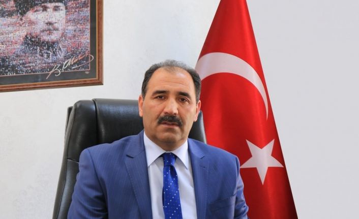 Milli Eğitim Müdürü Gün: “Kutlu bir hizmeti yüklenen öğretmenler, fedakârlıklarıyla milletlerin en saygıya layık mesleğine sahiptirler”