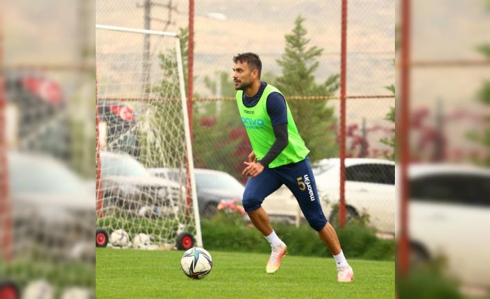 Oussama Haddadi: "Başakşehir karşısında daha iyi konsantre olarak sahadan galip ayrılacağız"