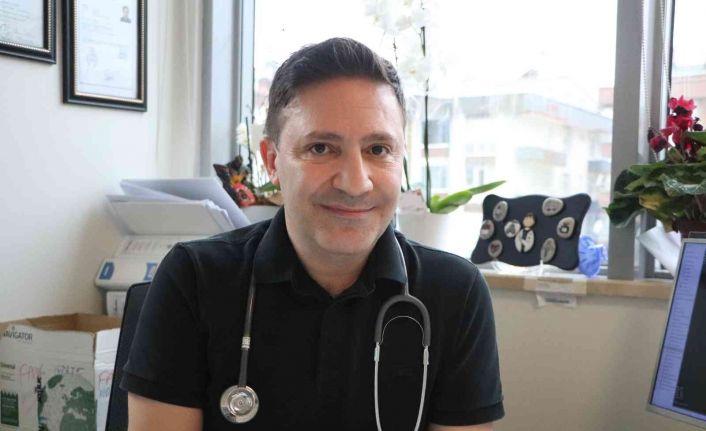 Prof. Dr. Özkaya: "Plazma stoklarının bittiğini duyuyoruz, mutlaka kan bağışında bulunmalıyız"
