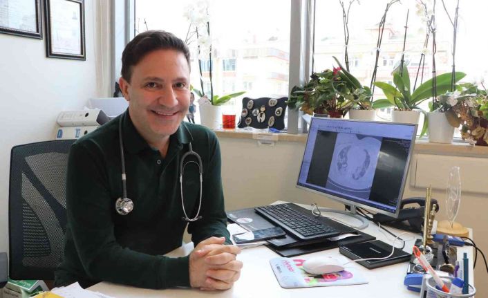 Prof. Dr. Özkaya: "Virüs artık akıllı bir organizma gibi davranıyor"