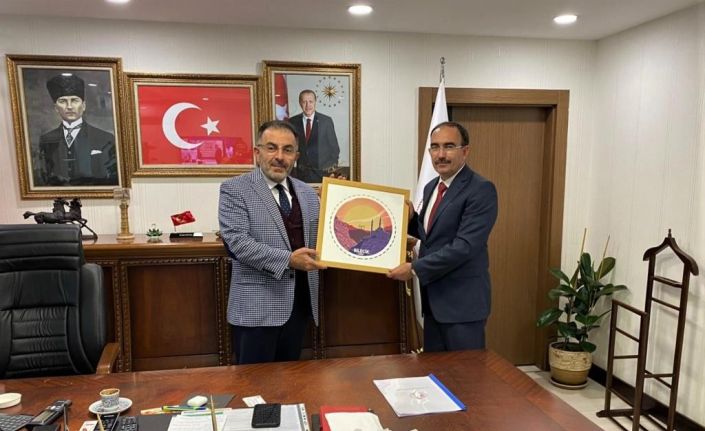 Rektör Beydemir, Bakan Yardımcısı Soysal ile bir araya geldi