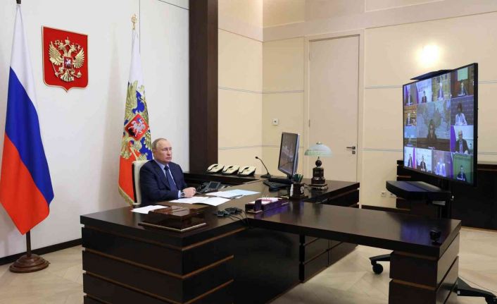 Rusya Devlet Başkanı Putin: "Aşılamayı tamamlamazsak şimdiye kadar yapılan tüm çabalarımız boşa gider"