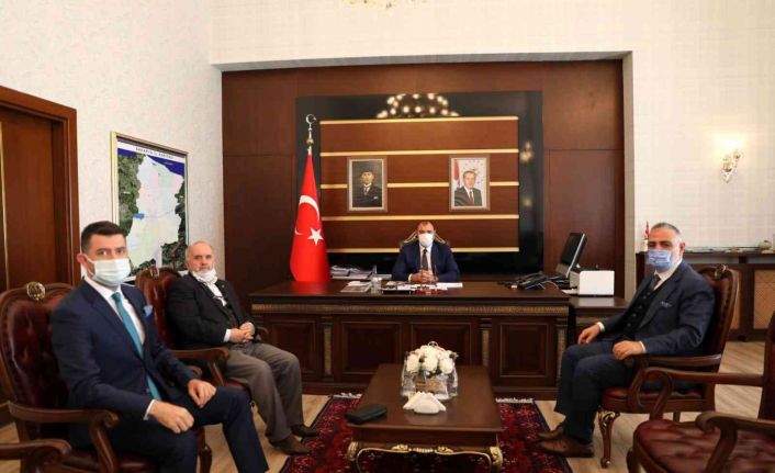 SAKVA’dan, Vali Kaldırım’a anlamlı ziyaret