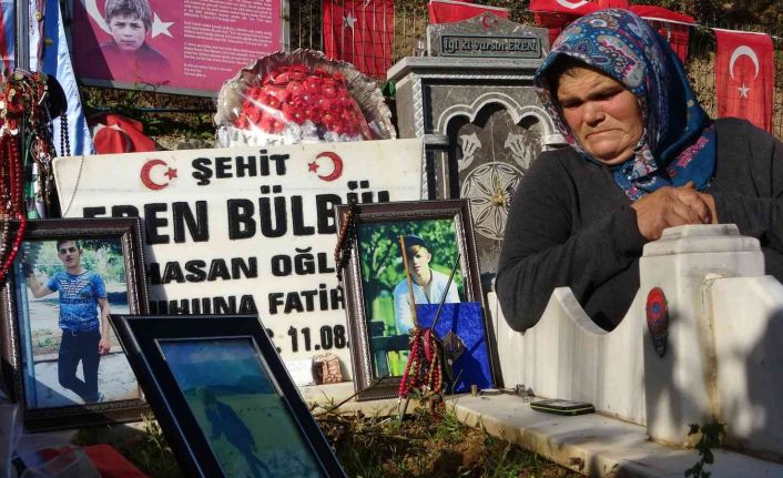 Şehit Eren’in annesi Ayşe Bülbül: “Eren’in annesi olarak ona yazıklar olsun diyorum”