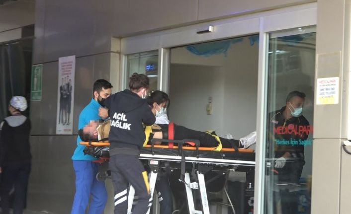 Sevdiği kız konuşma talebini reddedince marketin ortasında kendini vurdu
