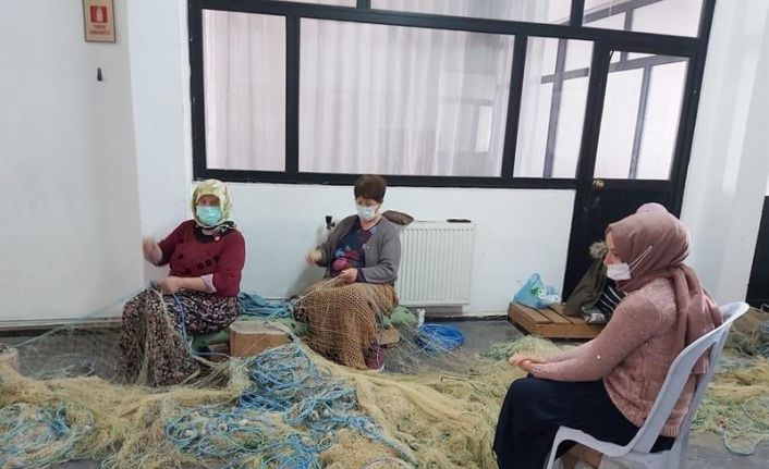 Söke’de balık ağı örme kursları yoğun talep görüyor