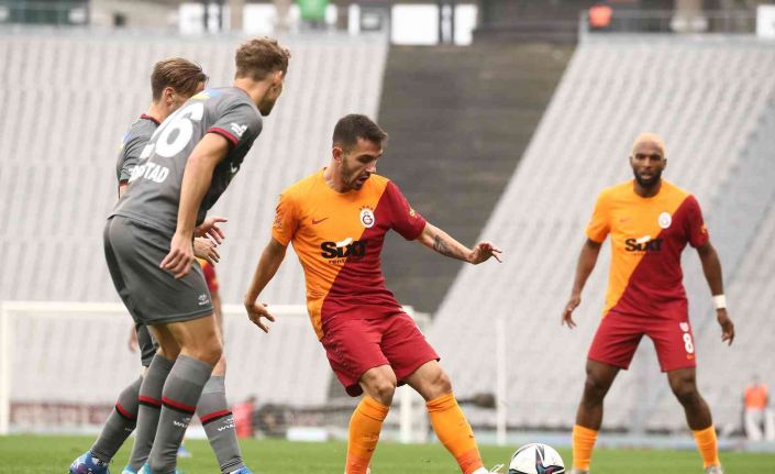 Spor Toto Süper Lig: Karagümrük: 0 - Galatasaray: 0 (Maç devam ediyor)