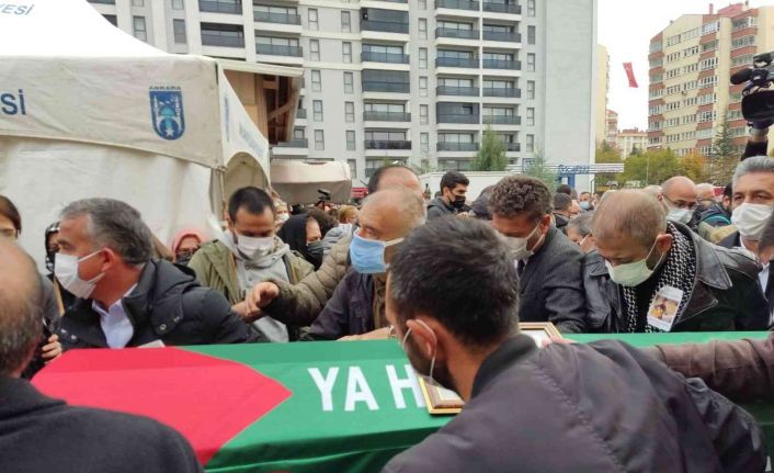 Tacizi önlemeye çalışırken öldürülen Haydarcan Kılıçdoğan için cemevinde tören düzenlendi