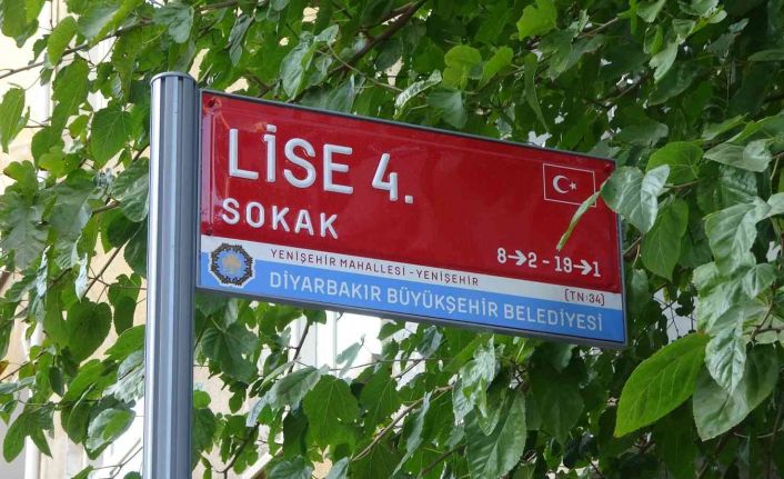 Takip ettiği kişiyi sokak ortasında vahşice öldürdü, o anlar kameraya yansıdı