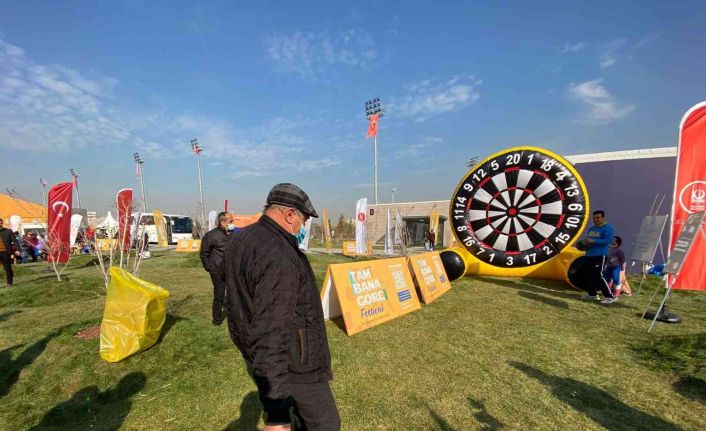 Tam Bana Göre Festivali’nde Keçiören’in standı vatandaşlara yarışma fırsatı sunuyor