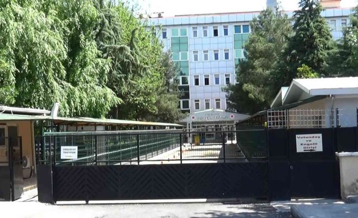 Tanımadığı kadını samuray kılıcıyla öldüren zanlı Diyarbakır Yüksek Güvenlik Cezaevine getirildi