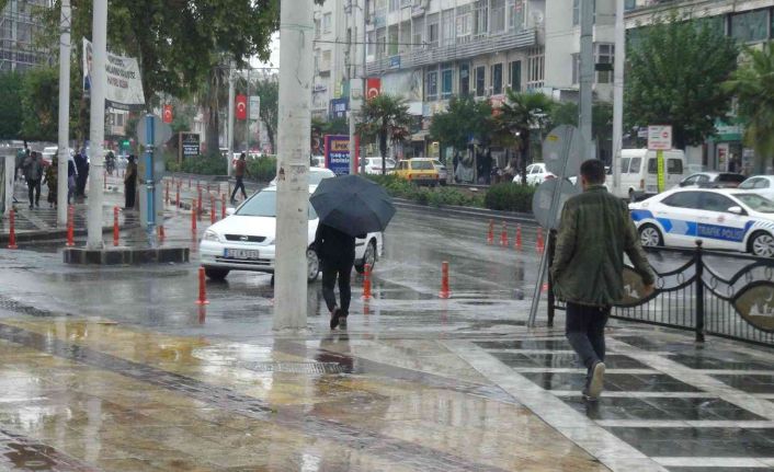 Tarım şehri Şanlıurfa’da beklenen yağmur yağdı