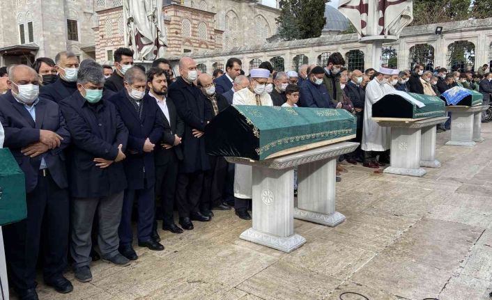 Teknoloji kampı yolunda geçirdikleri kazada hayatını kaybeden İHH gönüllüleri son yolculuklarına uğurlandı