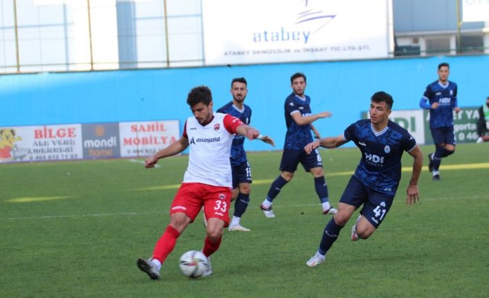 TFF 2. Lig: Pazarspor: 2 - Anagold 24 Erzincanspor: 4