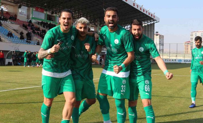 TFF 2. Lig: Sivas Belediyespor: 6 - Niğde Anadolu FK: 1