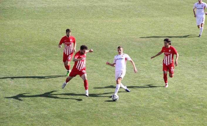 TFF 3. Lig: Karaman Belediyespor: 1 - Bergama Belediyespor: 1