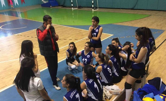TVF 2. Lig: EBUAŞ Elazığ Voleybol: 3 - 1955 Batman Belediyespor: 2