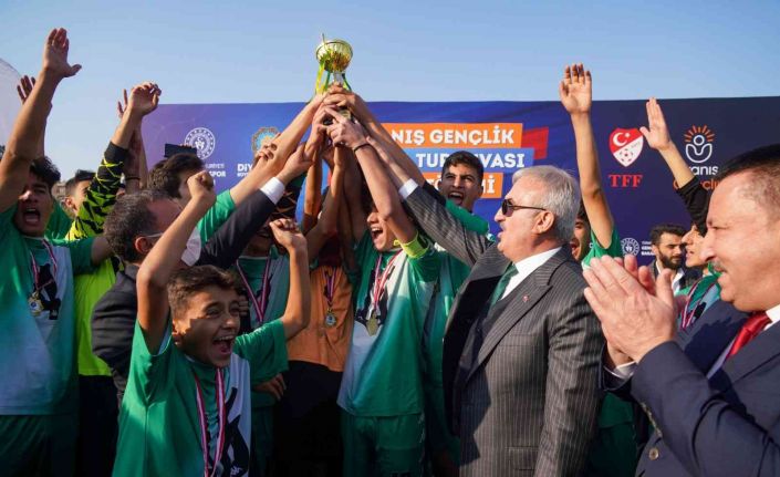 Vali Münir Karaloğlu: "Artık bizim Diyarbakır’da feda edebileceğimiz tek bir gencimiz bile yok"