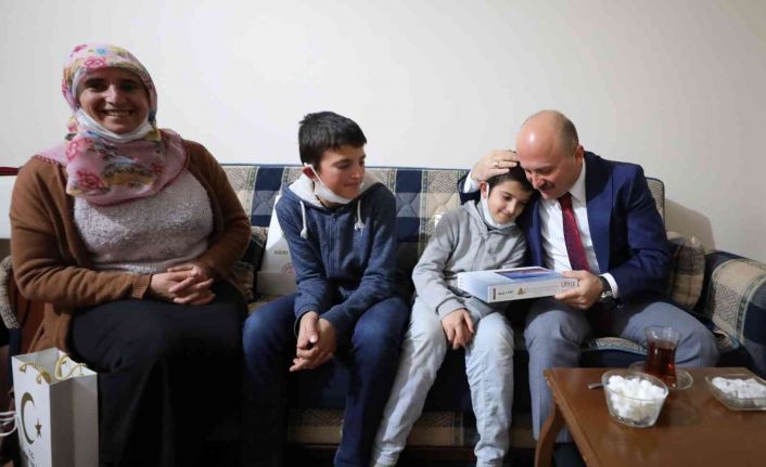 Vali Varol’dan Canşi ailesine ziyaret