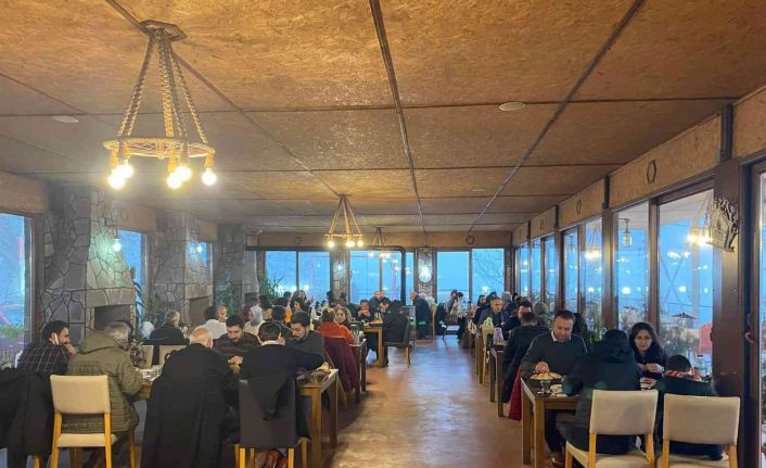 Yedigöller Milli Parkı gezisi renkli görüntülere sahne oldu