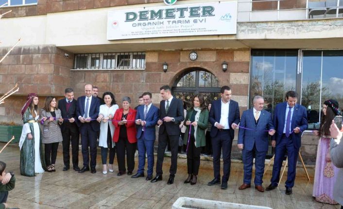 Yüksekova’da ‘‘Demeter Organik Tarım Evi Tarımsal Kalkınma Kadın Kooperatifi’ açıldı