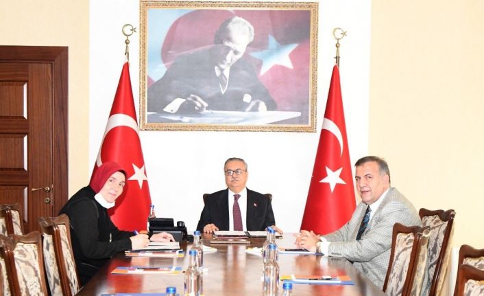 Yunus Emre İmam Hatip Ortaokulu Tatbikat Mescidinin yapım protokolü imzalandı