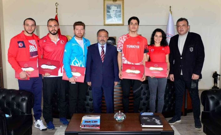 ZBEÜ öğrencileri milli takımların güç kaynağı olma hedefine başarılarıyla ilerliyor
