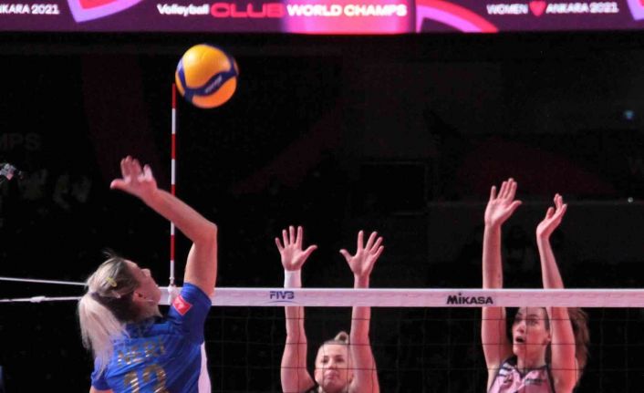 2021 FIVB Kadınlar Dünya Kulüpler Şampiyonası: Prosecco Doc Imoco: 3 - Minas Tenis Clube: 1