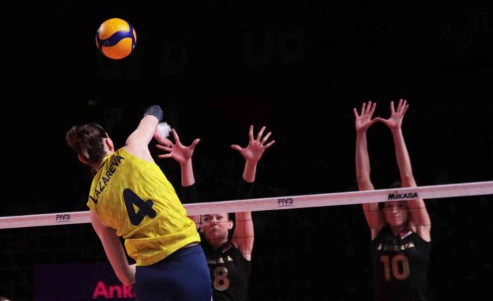 2021 FIVB Kadınlar Dünya Kulüpler Şampiyonası: VakıfBank: 3 - Fenerbahçe Opet: 0