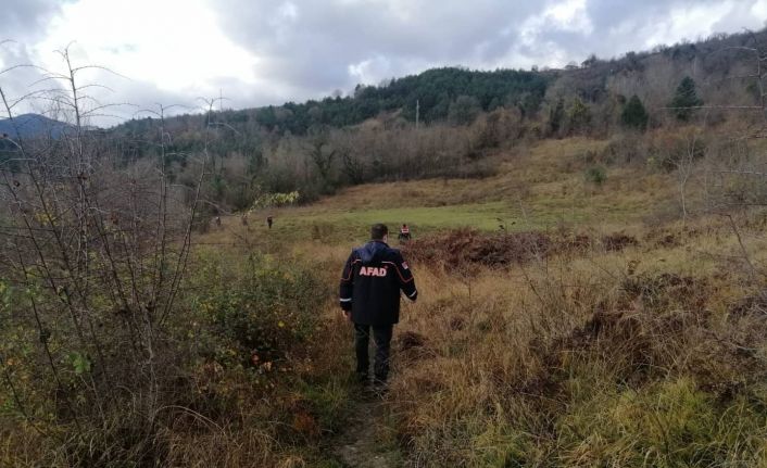 8 gündür kayıp olan 85 yaşındaki adam ekipler tarafından aranıyor