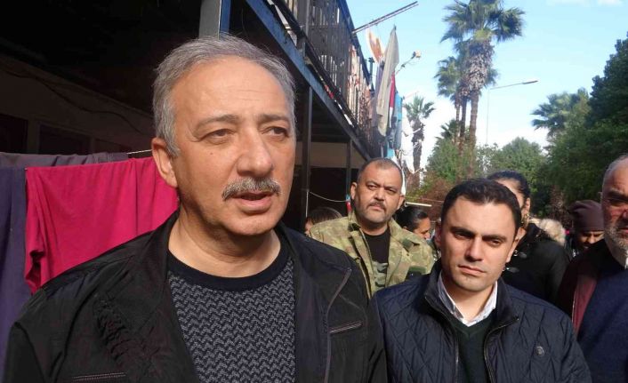 AK Parti Muğla il ve Marmaris ilçe yönetimi selzede aileleri yalnız bırakmadı