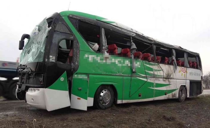 Amasya’daki otobüs kazasında muavinin şoförü ’yavaş git’ diye uyardığı iddia edildi