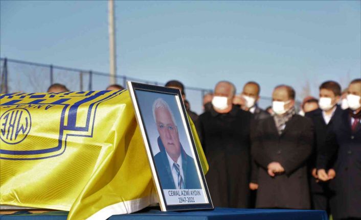 Ankaragücü’nün vefat eden Onursal Başkanı Cemal Aydın için cenaze töreni düzenledi