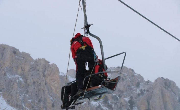 Antalya JAK Saklıkent Kayak Merkezi’nde göreve hazır