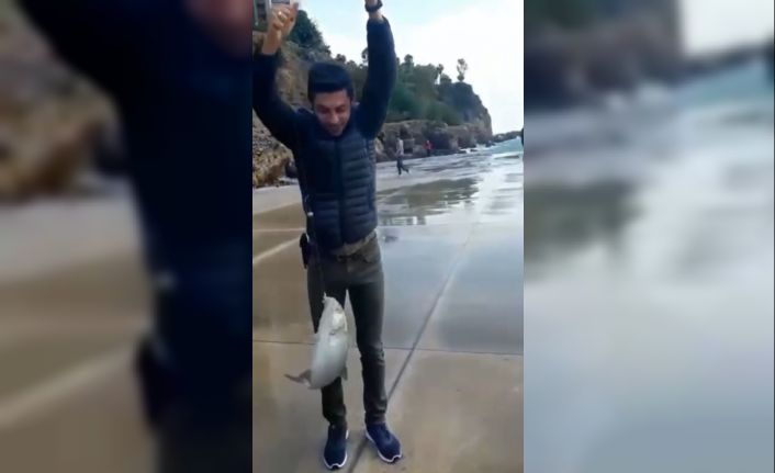 Antalya’da genç kızın Tral balığı sevinci: “ İnanmıyorum, kocaman balık tuttuk”