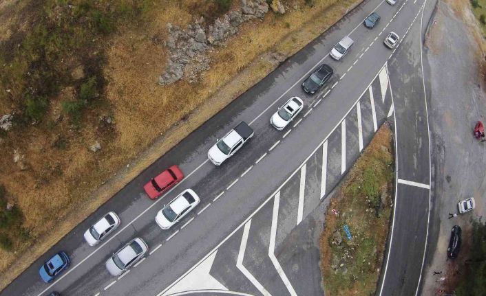 Antalya’da trafiğe kayıtlı araç sayısı 1 milyon 215 bin 731 oldu