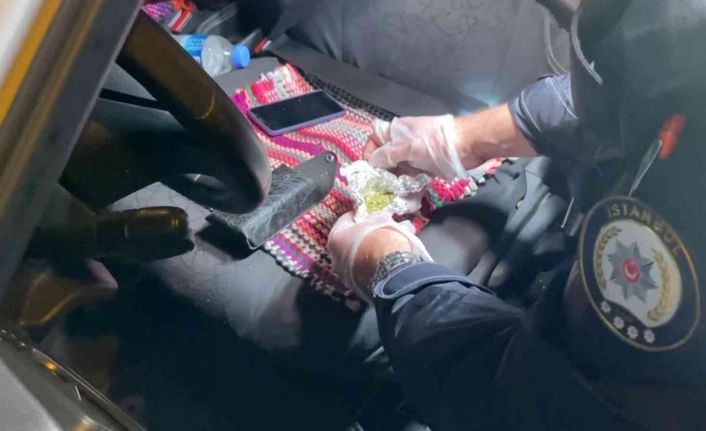 Aracından uyuşturucu madde çıkan şahıstan pes dedirten savunma: "Avukatımı arayacağım suçum ne"