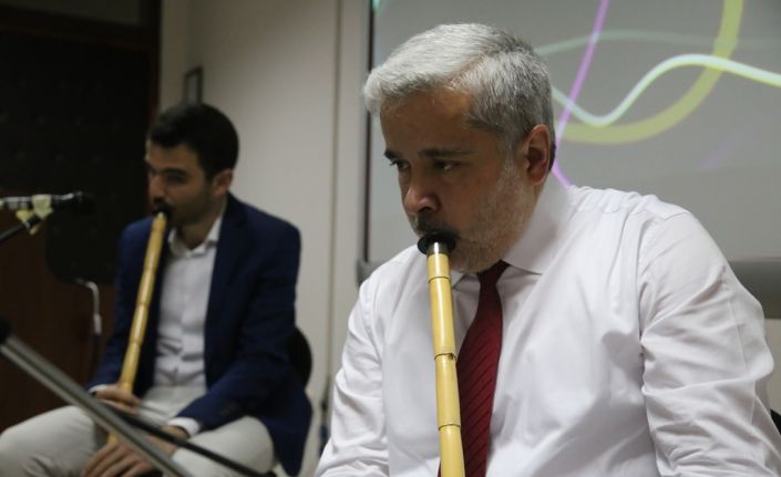 ASÜ İletişim Fakültesi Uygulama Merkezleri Rektör Şahin’in ney dinletisi ile açıldı