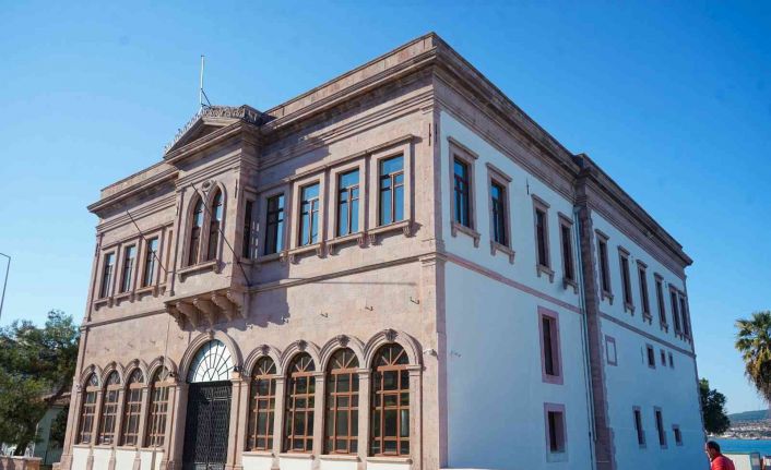 Ayvalık’ta tarihî binaya taşınmak için geri sayım