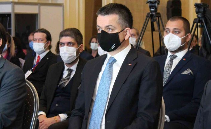 Bakan Pakdemirli’den tüm bölge müdürlerine talimat: “Birinci önceliğiniz, nesli tehlike altında olan türleri bulmak ve koruma altına almaktır”