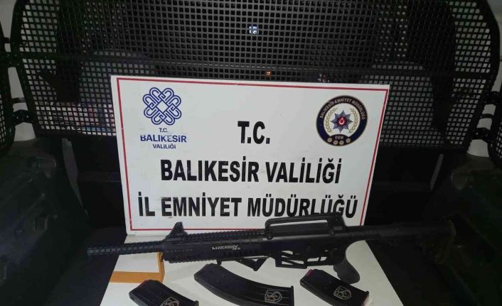 Balıkesir’de polisten 50 şahsa gözaltı