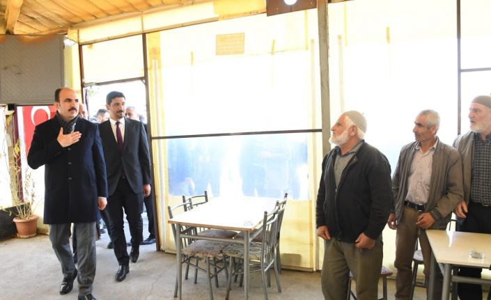 Başkan Altay Kadınhanı’nın mahallelerinde vatandaşlarla buluştu