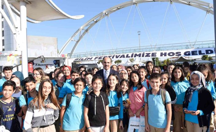 Başkan Altay: “Konya Bilim Merkezi’nde bir yılda 380 bin ziyaretçi ağırladık”