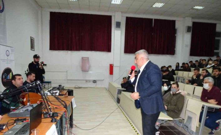 Başkan Fatih Çalışkan, ilçenin sosyal ve ekonomik alanları ile ilgili bilgiler verdi