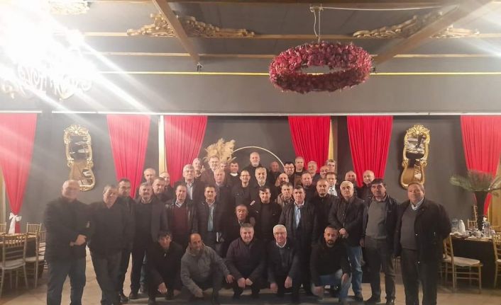 Başkan Kepez, Tarpak köyünün mahalle olarak belediyeye bağlanması konusunda köy halkının görüşlerini aldı